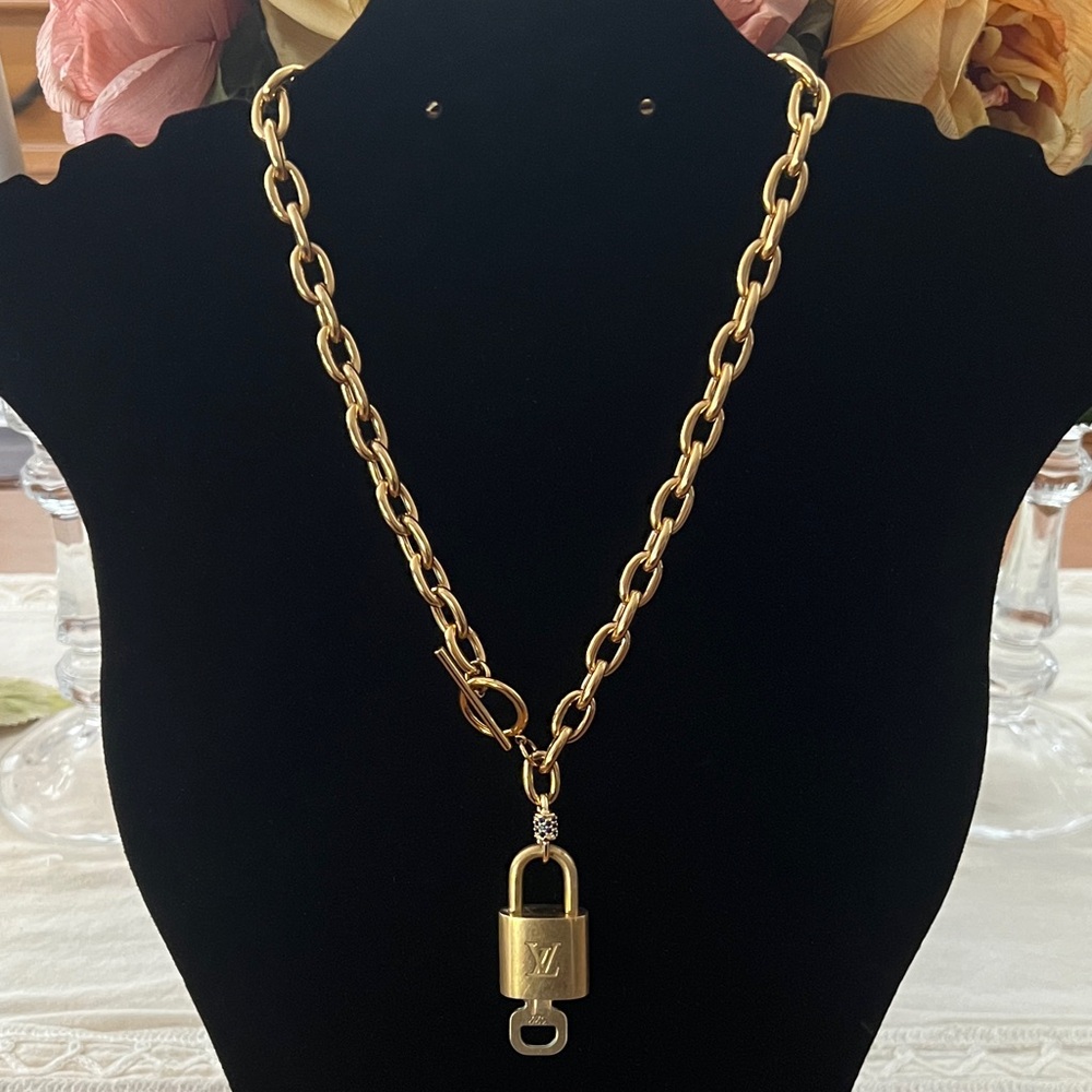 Gold Chain Necklace with Padlock Pendant